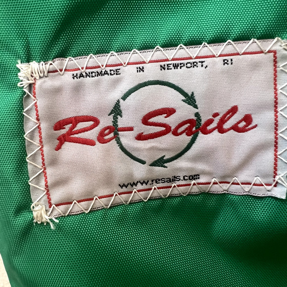 RE-SAILS Drawstring Backpack Original Recycled Seabag Handmade in RI Green White - Picture 2 of 5